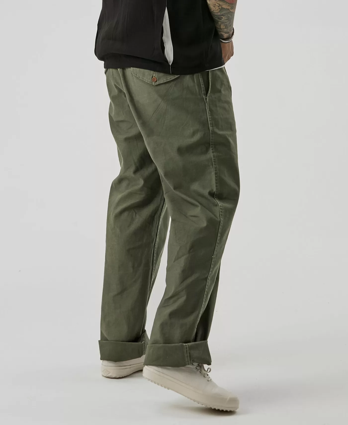 british_army_gurkha_bermuda_pants__olive_3.webp Cheap British Army Gurkha Bermuda Pants - Pants & Trousers