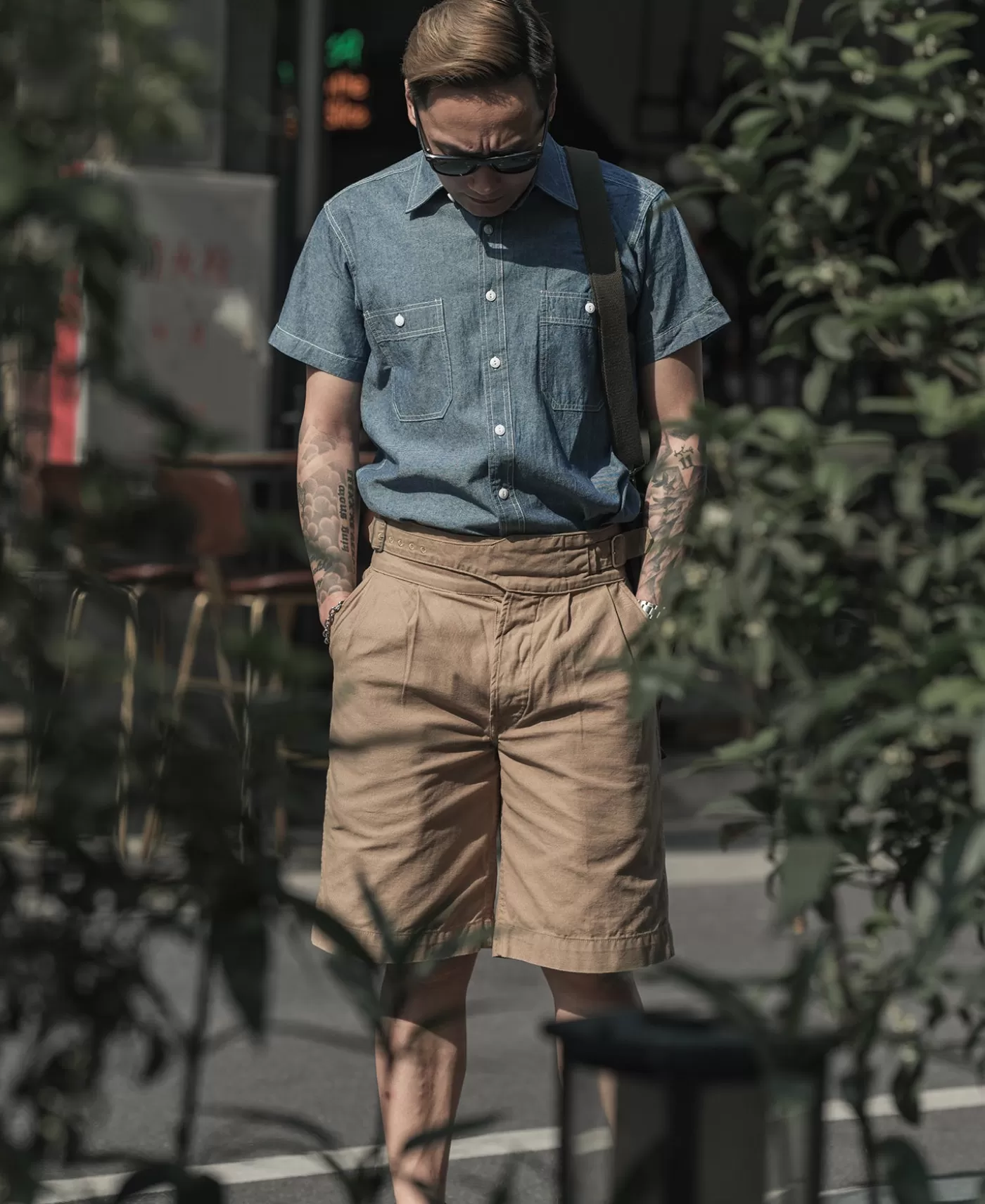 chambray_short_sleeve_work_shirt_7.webp Hot Chambray Short Sleeve Work Shirt Short Sleeve Shirts