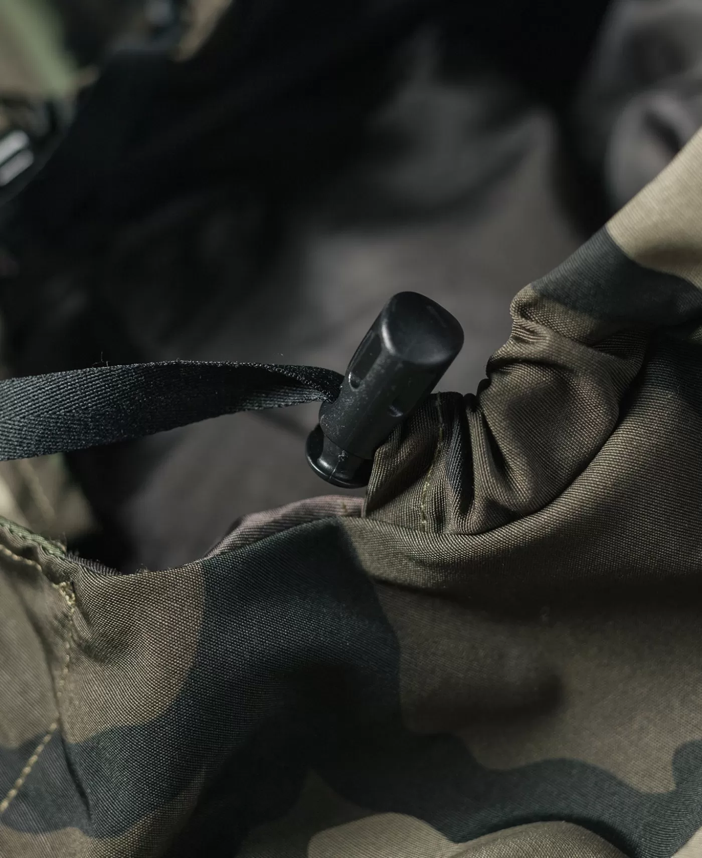 ecwcs_woodland_camo_parka_9.webp Clearance ECWCS Woodland Parka Jackets & Coats