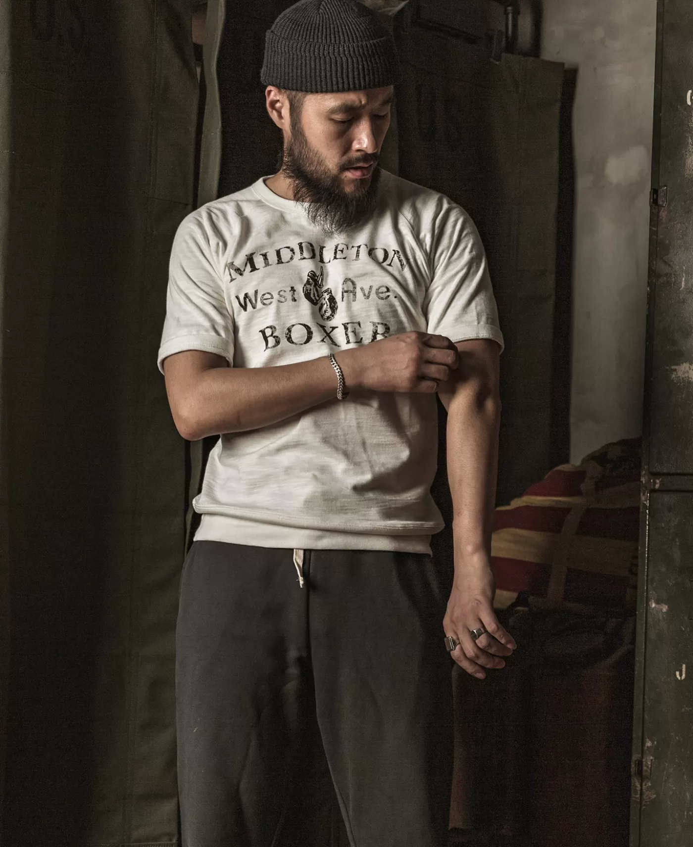 heavy_duty_boxer_physical_training_tshirt__white_6.webp Outlet Heavy Duty Boxer Physical Training T-Shirt - Short Sleeve T-Shirts | Graphic T-Shirts