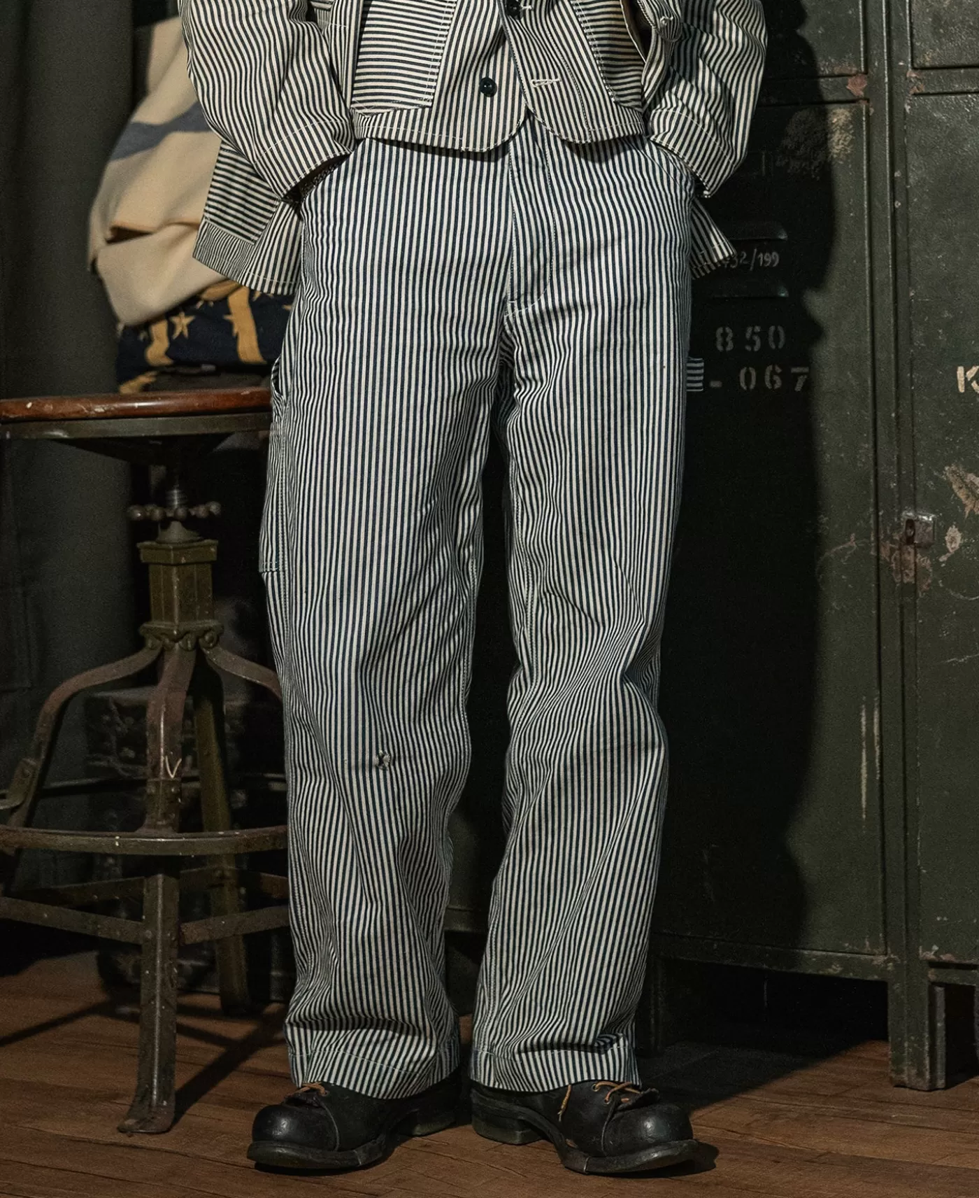 lot__express_stripe_pants_3.webp Hot Lot 421 Express Stripe Pants Pants & Trousers