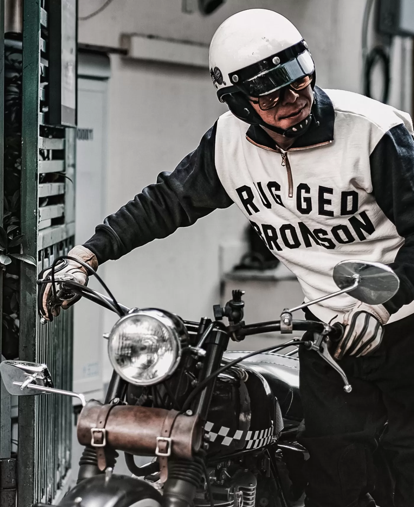 motorcycle_turtle_zip_jersey_overweight_sweatshirt__white_3.webp Store Motorcycle Turtle Zip Jersey Overweight Sweatshirt - Sweatshirts & Hoodies