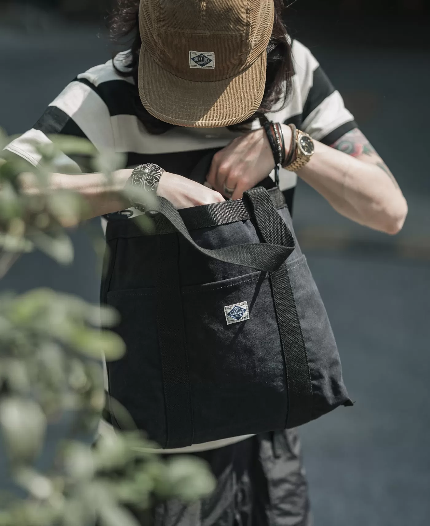 oz_canvas_tote_bag__black_2.webp Shop 18 oz Canvas Tote Bag - Bags & Luggage