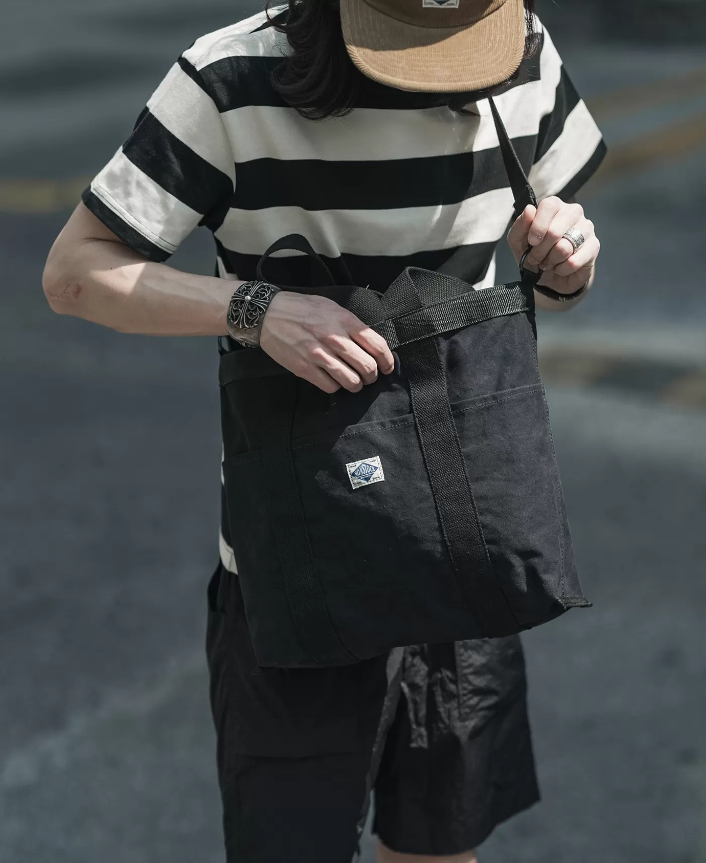 oz_canvas_tote_bag__black_3.webp Shop 18 oz Canvas Tote Bag - Bags & Luggage