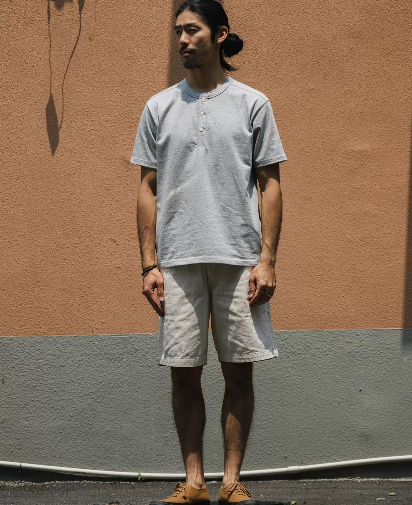 oz_cotton_short_sleeve_henley_tshirt__gray_2.webp Outlet 10.6 oz Cotton Short Sleeve Henley T-Shirt - Short Sleeve T-Shirts | Henleys
