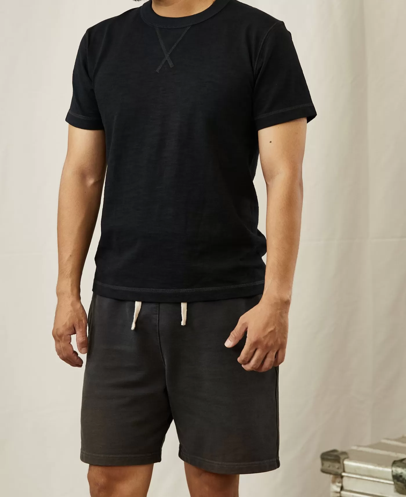 oz_us_cotton_tubular_gusset_tshirt__black_4.webp Flash Sale 10.5 oz US Cotton Tubular Gusset T-Shirt - Short Sleeve T-Shirts | Tubular T-Shirt