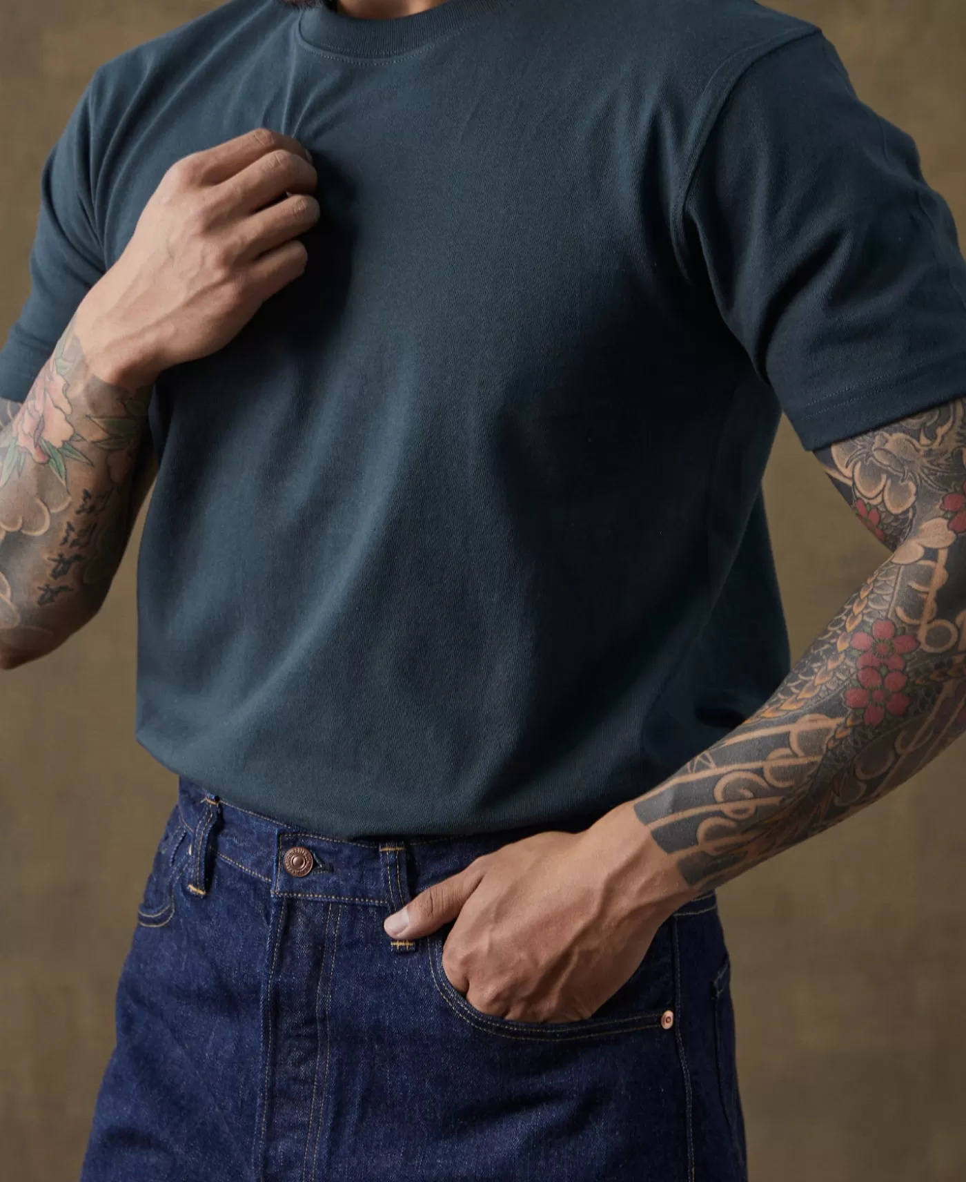 oz_us_cotton_tubular_tshirt__vintage_black_4.webp Sale 9 oz US Cotton Tubular T-Shirt - Short Sleeve T-Shirts | Tubular T-Shirt