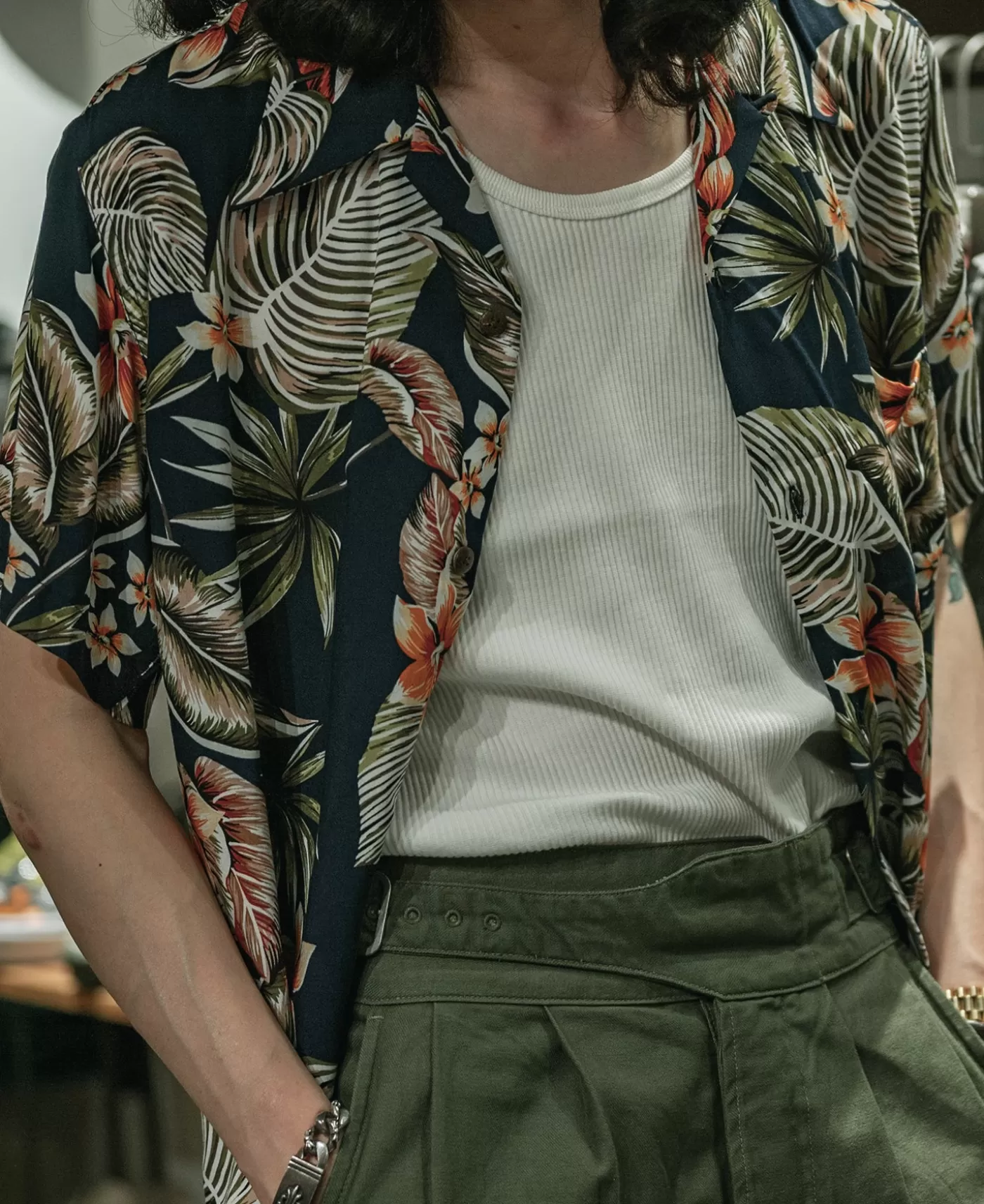 plants__flowers_pattern_aloha_shirt__navy_3.webp Discount Plants & Flowers Pattern Aloha Shirt - Hawaiian Shirts | Short Sleeve Shirts