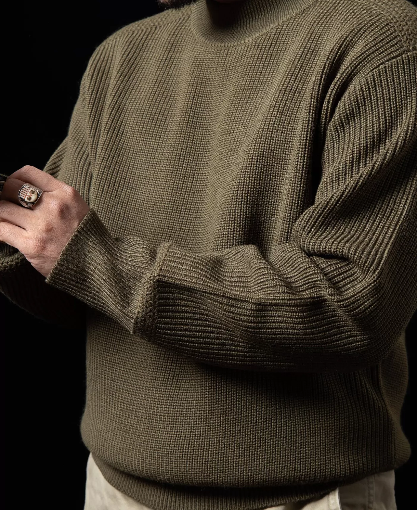 prewar_model_usn_woolen_sweater__olive_3.webp Shop Pre-War Model USN Woolen Sweater - Knitwear