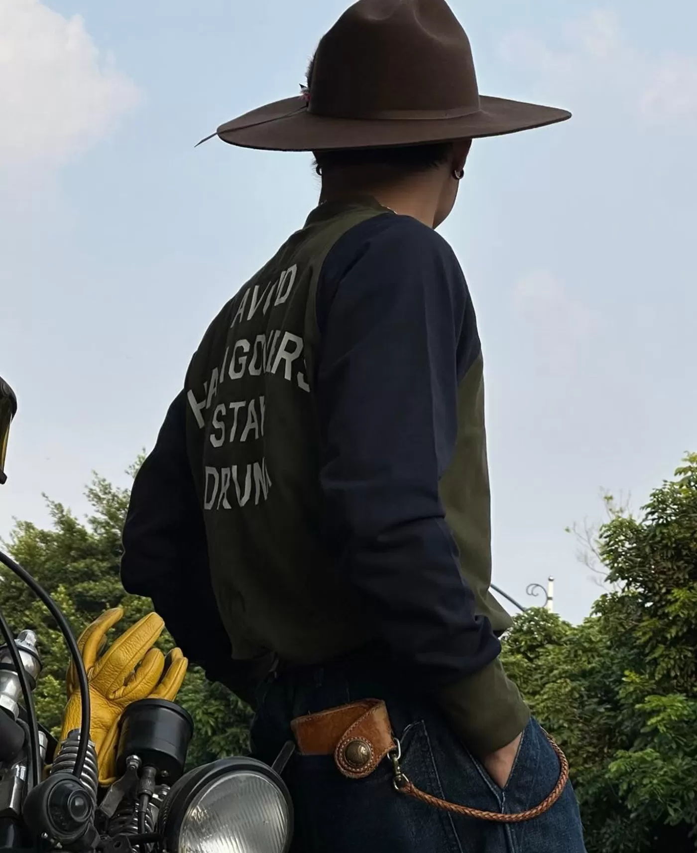 quarterzip_rider_printed_long_sleeve_tshirt__olive_3.webp Outlet Quarter-Zip Rider Printed Long Sleeve T-Shirt - Long Sleeve T-Shirts | Graphic T-Shirts