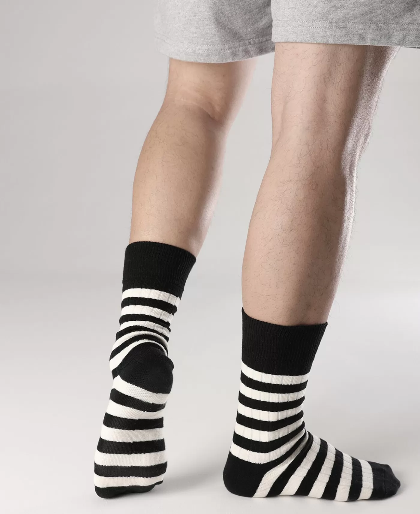 retro_striped_cotton_socks__blackwhite_3.webp Sale Retro Striped Cotton Socks - Socks