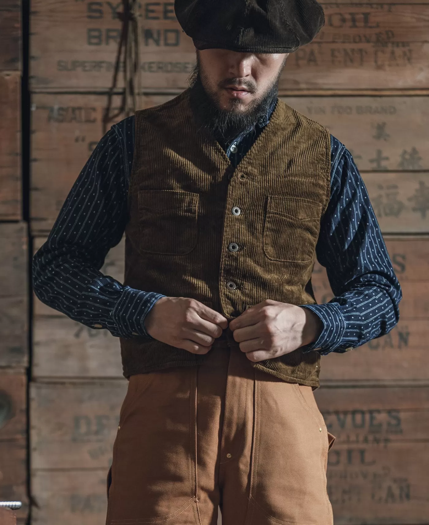s_corduroy_hunting_vest__light_brown_2.webp Sale 1930s Corduroy Hunting Vest - Vests