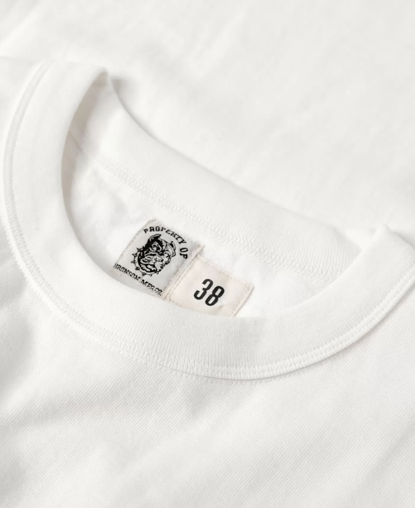 s_slanted_pocket_tubular_tshirt__white_6.webp Sale 1930s Slanted Pocket Tubular T-Shirt - Tubular T-Shirt | Short Sleeve T-Shirts