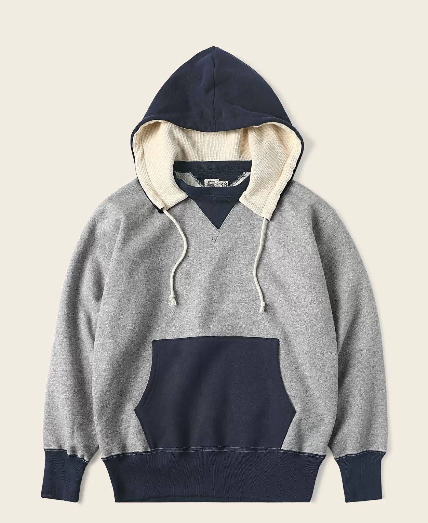 Hot Two-Tone Double V Gusset Hooded Sweatshirt Sweatshirts & Hoodies