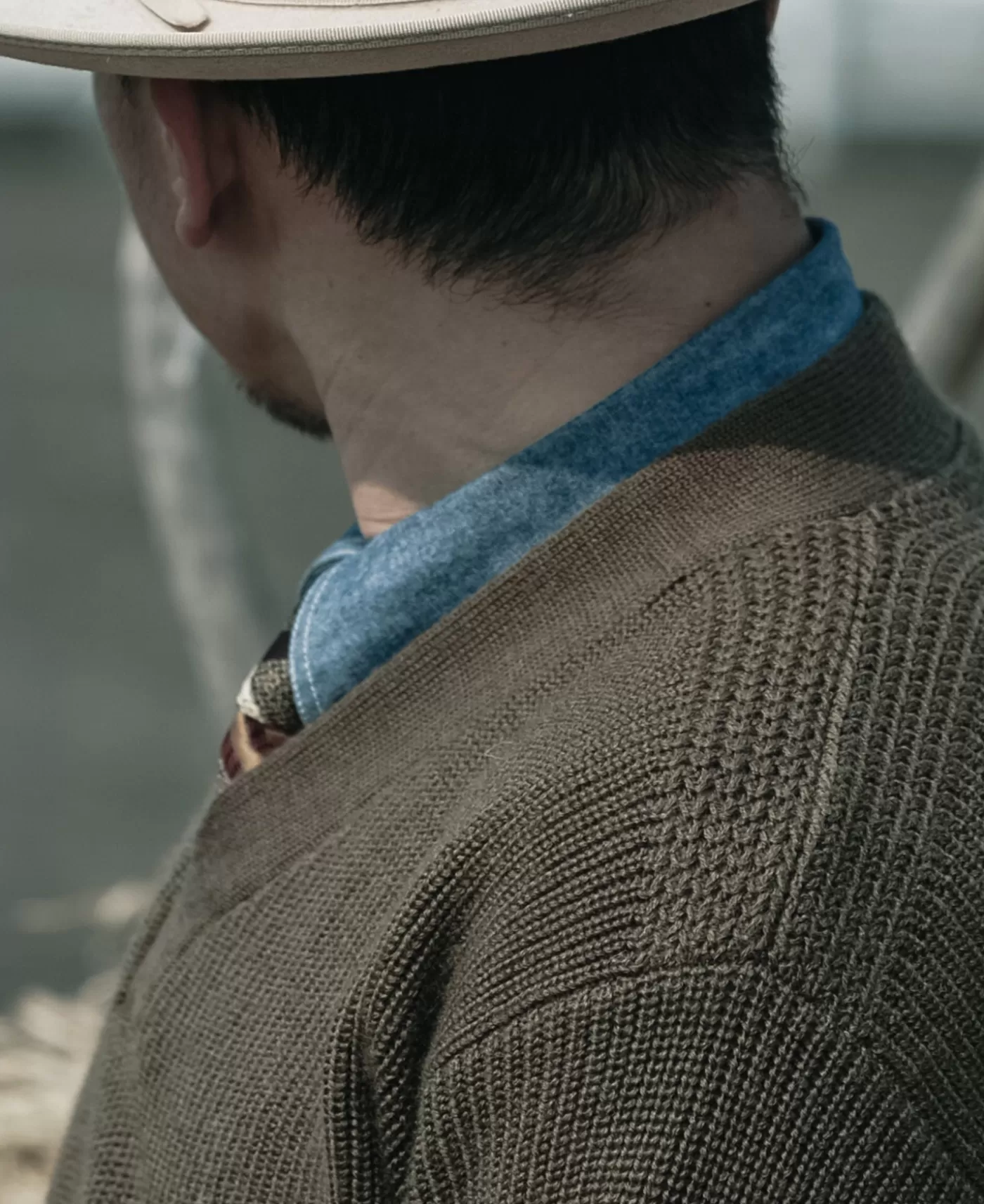 usaaf_type_a_vneck_mechanics_sweater__olive_8.webp Cheap USAAF Type A-1 V-neck Mechanics Sweater - Knitwear