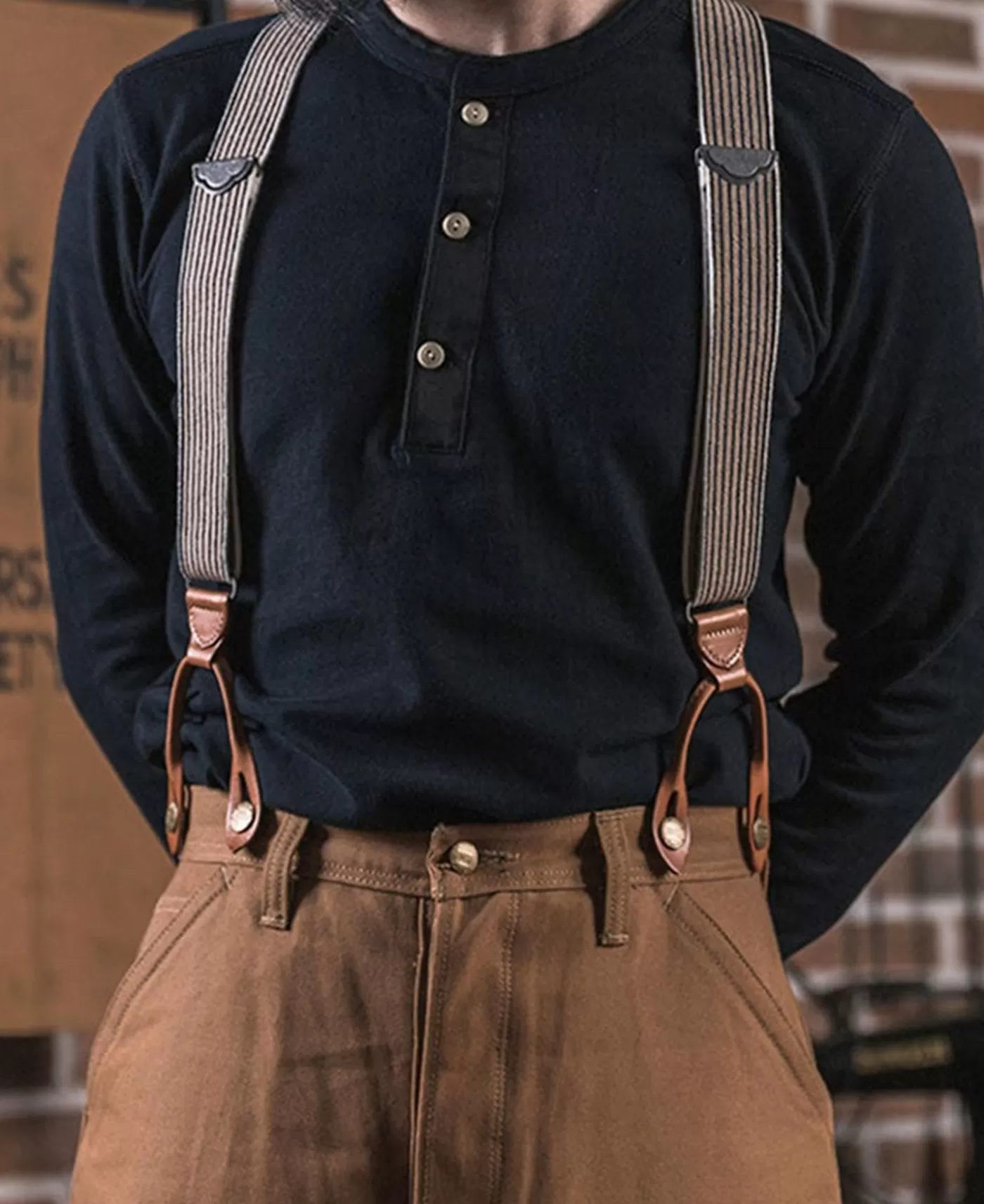 vintage_long_sleeve_henley_shirt__black_5.webp Outlet Vintage Long Sleeve Henley Shirt - Long Sleeve T-Shirts | Henleys