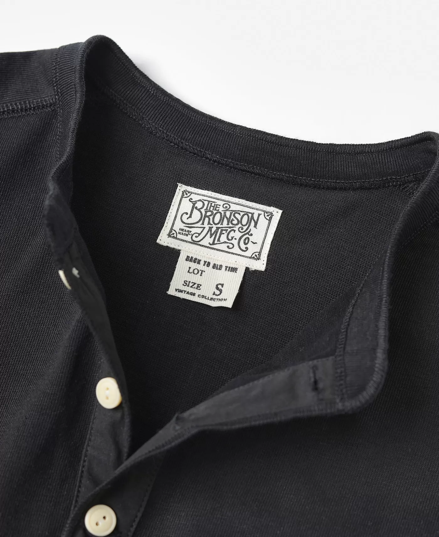 vintage_long_sleeve_henley_shirt__black_7.webp Outlet Vintage Long Sleeve Henley Shirt - Long Sleeve T-Shirts | Henleys