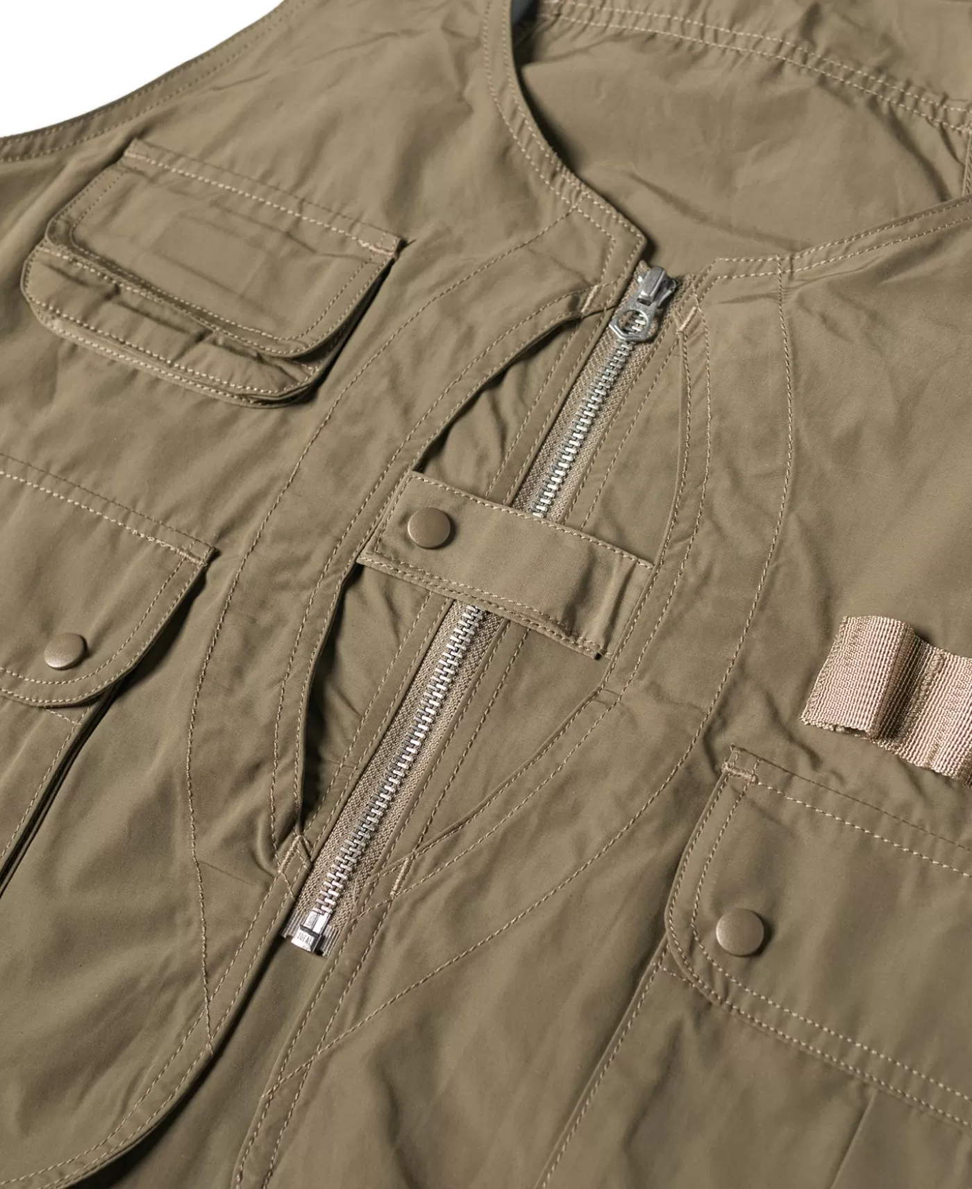 waterproof_camping_hunting_nylon_vest__khaki_6.webp Hot Waterproof Camping Hunting Nylon Vest - Vests